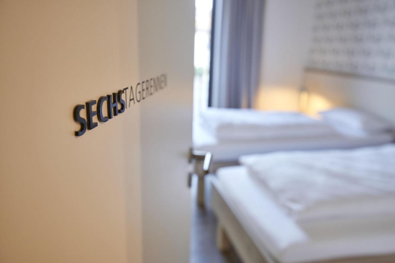 Radhotel Am Gleis Радольфцелль  Экстерьер фото